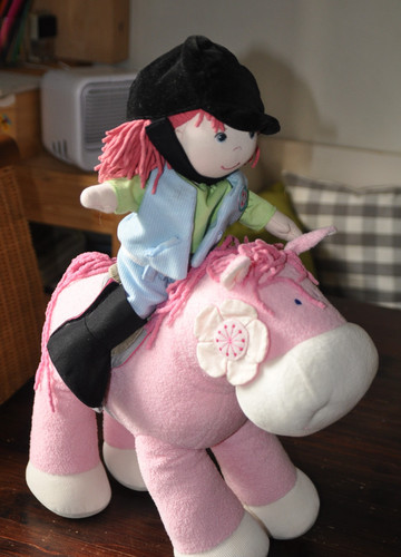 Haba weichpuppe mit pferd - haba,
