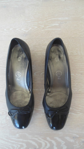 Schwarzer halbschuh von ara - von, uk