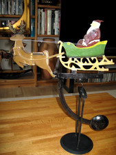 PENDELFIGUR "WEIHNACHTSMANN MIT RENTIERSCHLITTEN" Weihnachtsdekoration