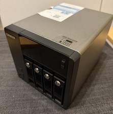 TVS-471 QNAP 4 Bay Desktop NAS 8TB HDD 4GB RAM vollständig getestet