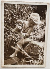 AK alt Motiv Kinder Kind um 1925 Wasser Gießkanne