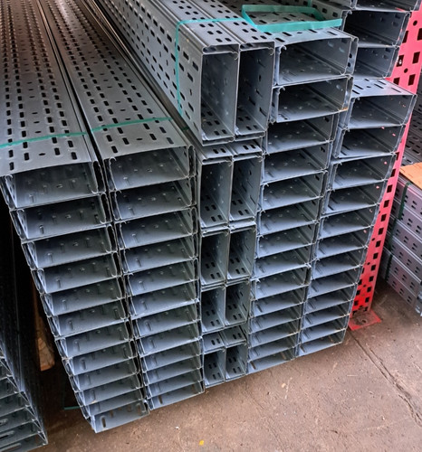 Baks kabelrinne - 8m,