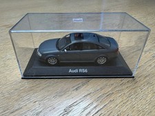 Audi RS6 Limousine 2002 Daytona Grau perleffekt 1:43 Minichamps