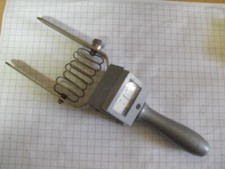 Batterie-Meßgerät Tester Voltmeter Original DDR kaum benutzt Top Zustand !!!