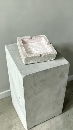 Aschenbecher beton eckig - beton,