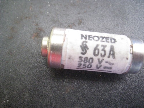 Stück neozed sicherungen - 1,