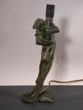 rh2/10  Gustav Gurschner  Jugendstil Tischleuchte mit Figur   Wien ~ 1910