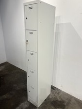 Gebrauchter Spind mit 5