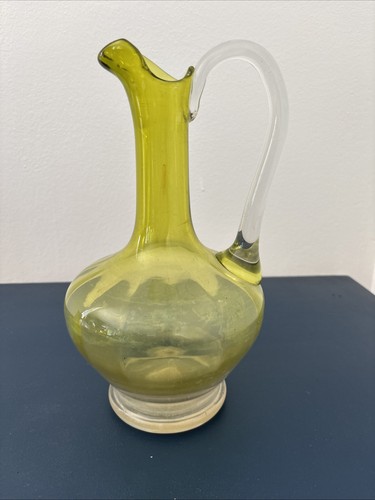 Grüner glaskrug mit henkel - glaskrug,