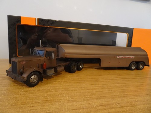 Ixo duel peterbilt - duel, film)