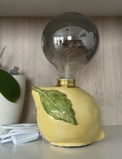 Zitronen Tischlampe
