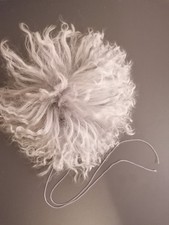 Graue Bommel aus Tibet