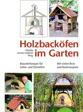 Holzbacköfen im Garten |
