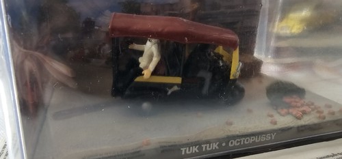 Tuk taxi james bond - tuk,