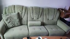 Sofa mit Sessel und Hocker