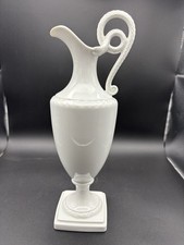 Kunstvolle Henkelvase AK