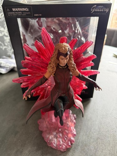 Diamond select toys marvel - diamond,
