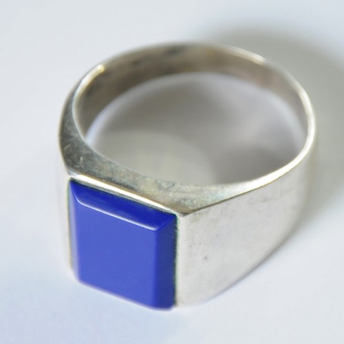 Wunderschöner ring mit blauem - mit,