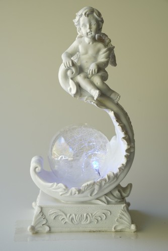 Engel figur mit glaskugel led - engel,