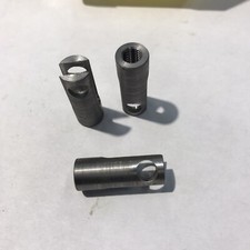 1x Aufhängung, Stahl Außen D:13 mm, M8 Gewinde, 8 mm Loch, H: 35 mm (132)