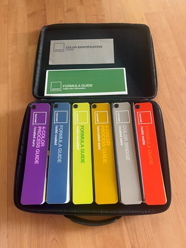 Neuwertig luxus pantone koffer - neuwertig,
