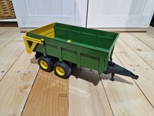 Bruder John Deere Wannenkippanhänger – stark bespielt, mit Defekten
