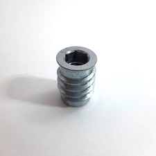 Muffe Einschraubmuffe Gewindemuffe M18 Stahl verz. Innensechskant Innengewinde