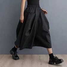 Schwarz Urban Street Chic