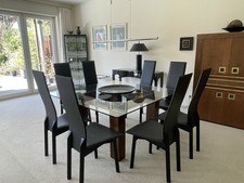 8 hochwertige Esszimmerstühle