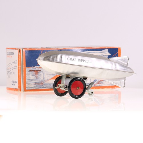 Schylling zeppelin wind - wind, toy