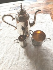 Kaffeekanne,  Milch und