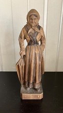 Alt Holz Figur Natur Sammler Deko Stück 26cm alte Frau + Kopftuch u Regenschirm