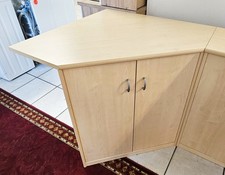 Eck-Kommode 2-türig ahorn (gebraucht)
