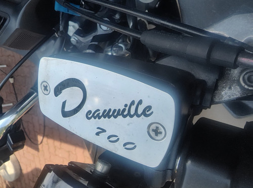 Honda deauville 700 - deauville, nt