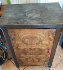 Antike Mundlos Nähmaschine im Schrank incl. Zubehör ori. Gebrauchsanweisung