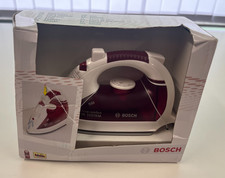 BOSCH Kinder Bügeleisen Theo Klein NEU Wassersprühfunktion Spielzeug Haushalt