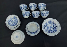 6 Hutschenreuther - Espressotassen mit Untertassen  + Schale - Zwiebelmuster