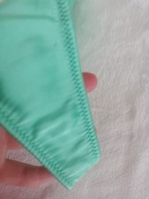 String Gr L MINTGRÜN leichter Glanz