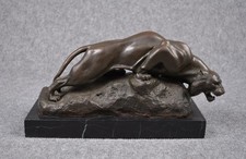 Große Bronze-Skulptur