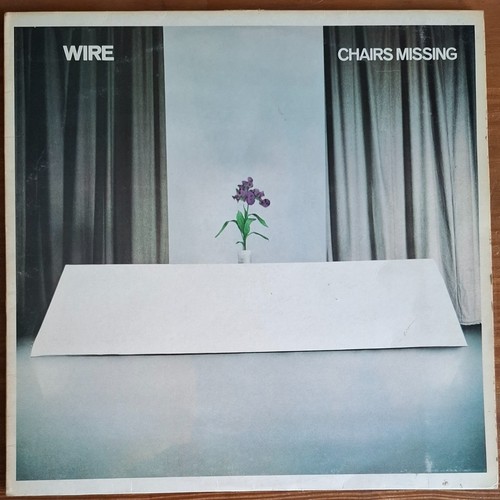 Wire chairs - ‎–,