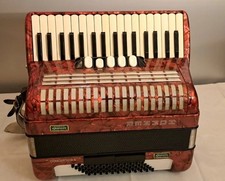 HOHNER   CONCERTO III S    AKKORDEON    72Bässe    3 chörig  sofort  spielbereit
