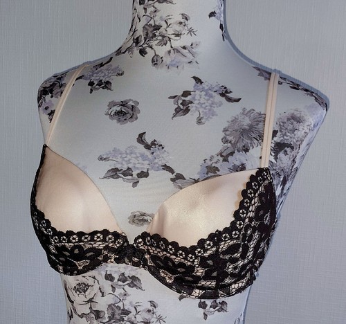 Victorias secret nude mit - bh,