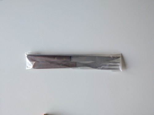 Besteck - (messer,, gabel)