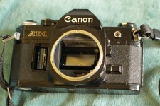 Canon AE 1 schwarz