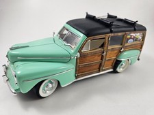 Road Signature Modellauto 1:18 '48 Ford Woody