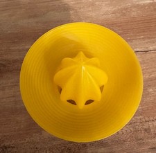Tupperware Junge Welle