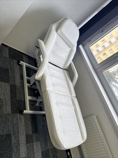 Liege Kosmetikstuhl Kosmetikliege Massageliege Massagestuhl Tattooliege Kunstled