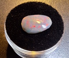 Opal mit viel Feuer 14*10