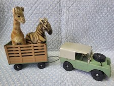 Steiff Auto Jeep Safari mit Hänger + Giraffe + Zebra