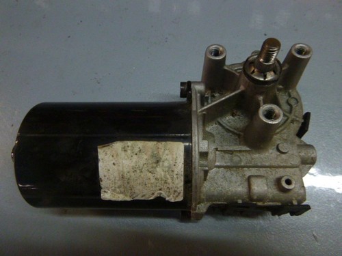 Wischermotor vorne 0390241175
